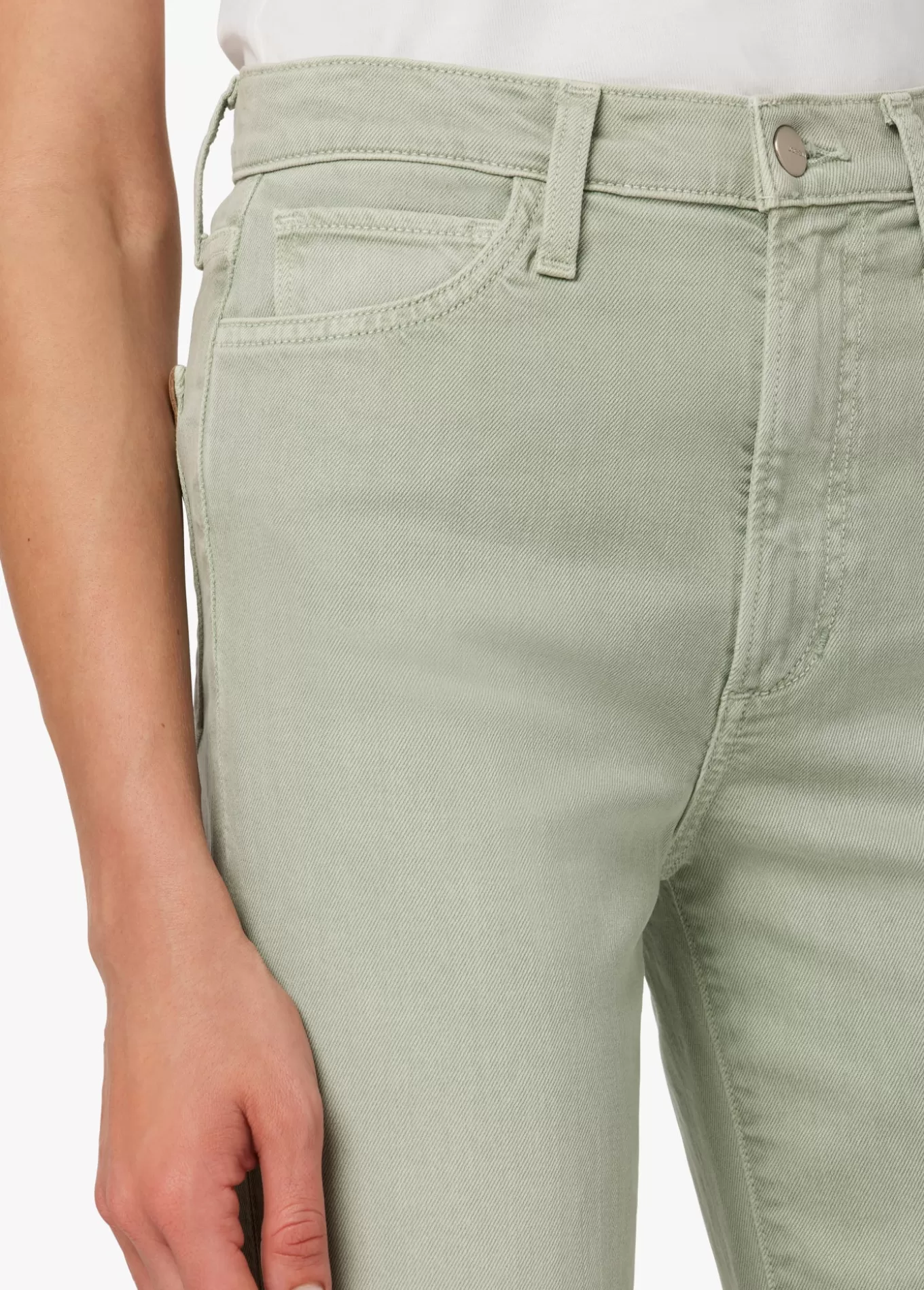 the_blake_3869.webp THE BLAKE>Joe’s Jeans Outlet