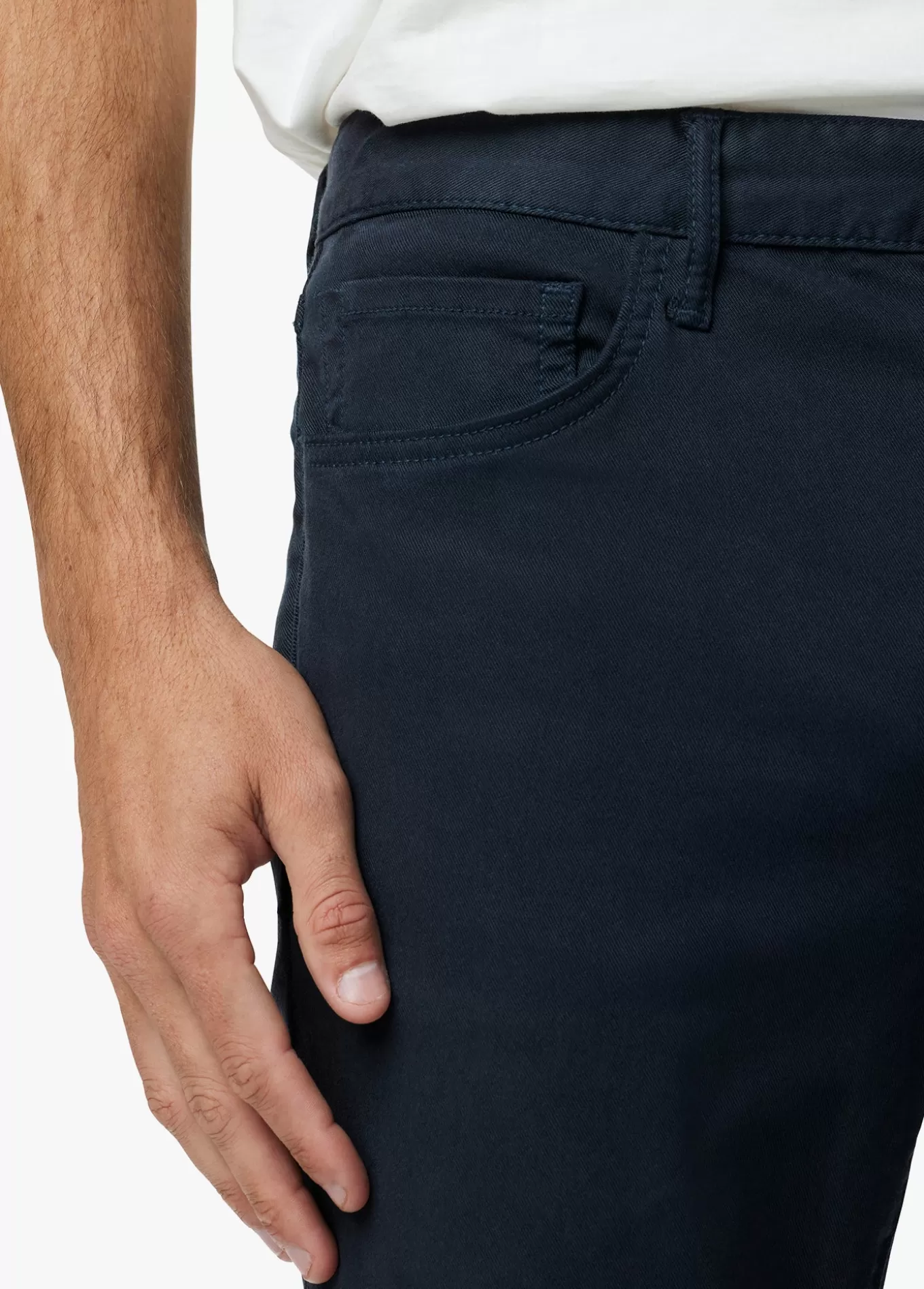 the_brixton_twill_2441.webp THE BRIXTON TWILL>Joe’s Jeans New