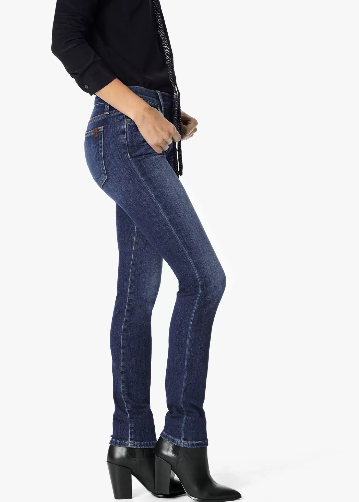 the_cigarette_6627.webp THE CIGARETTE>Joe’s Jeans Best Sale