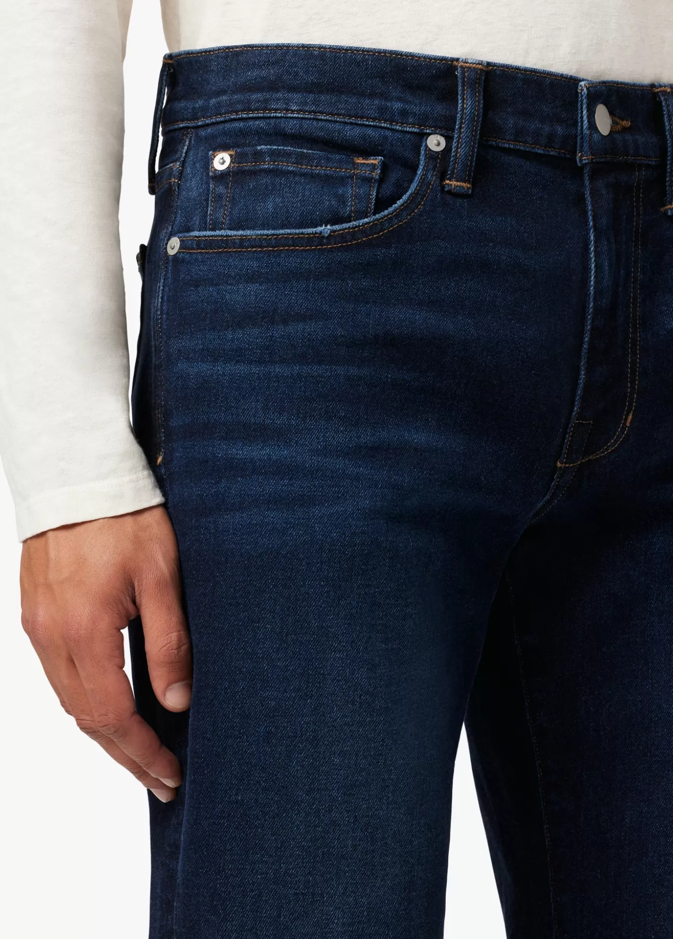 the_classic_2507.webp THE CLASSIC>Joe’s Jeans Cheap