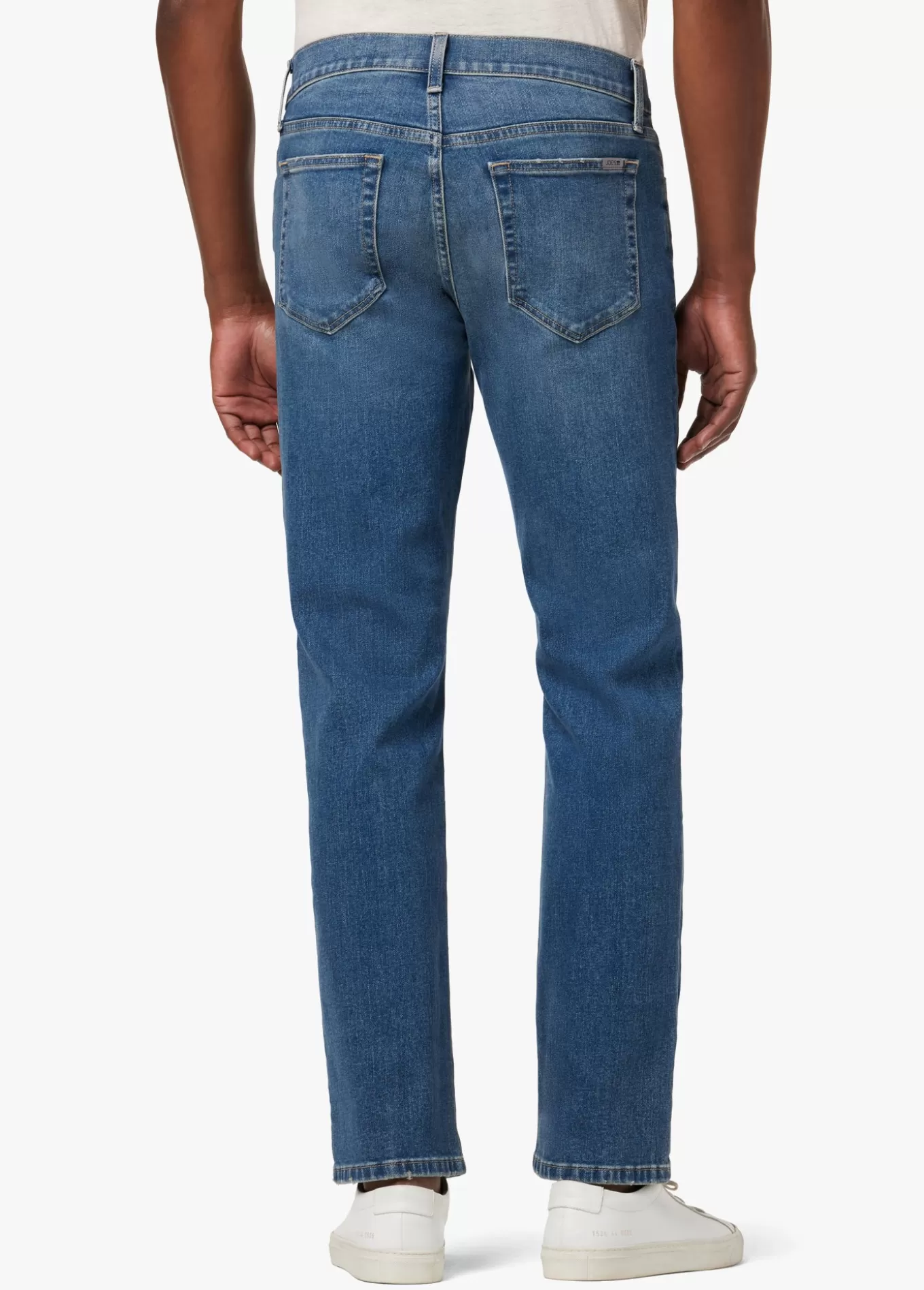the_classic_2518.webp THE CLASSIC>Joe’s Jeans Fashion