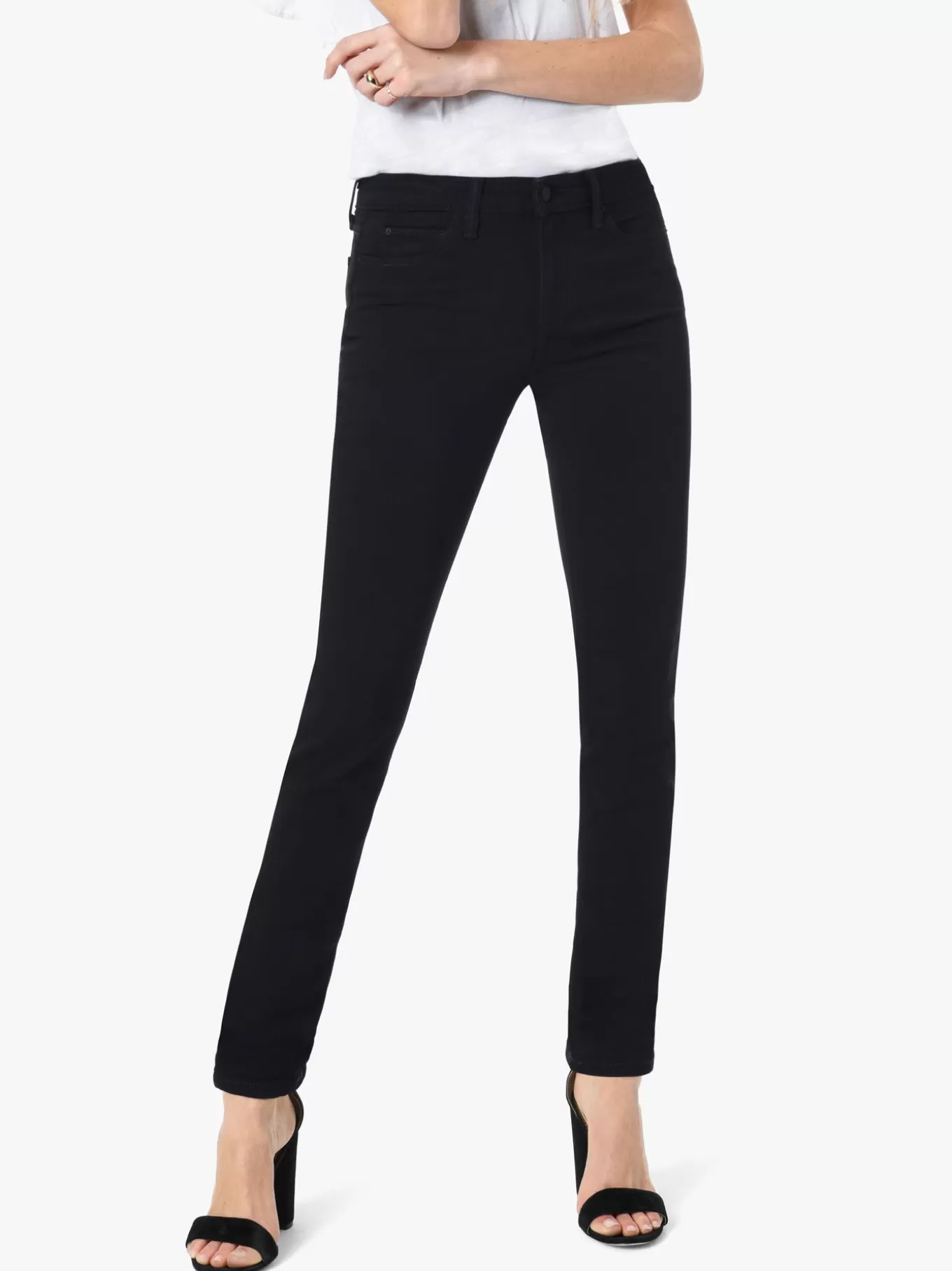THE LARA>Joe’s Jeans Flash Sale