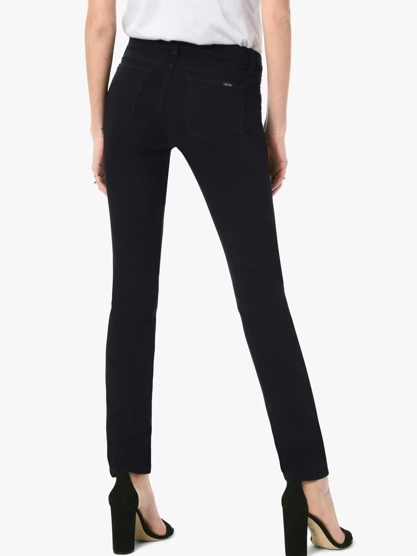 THE LARA>Joe’s Jeans Flash Sale