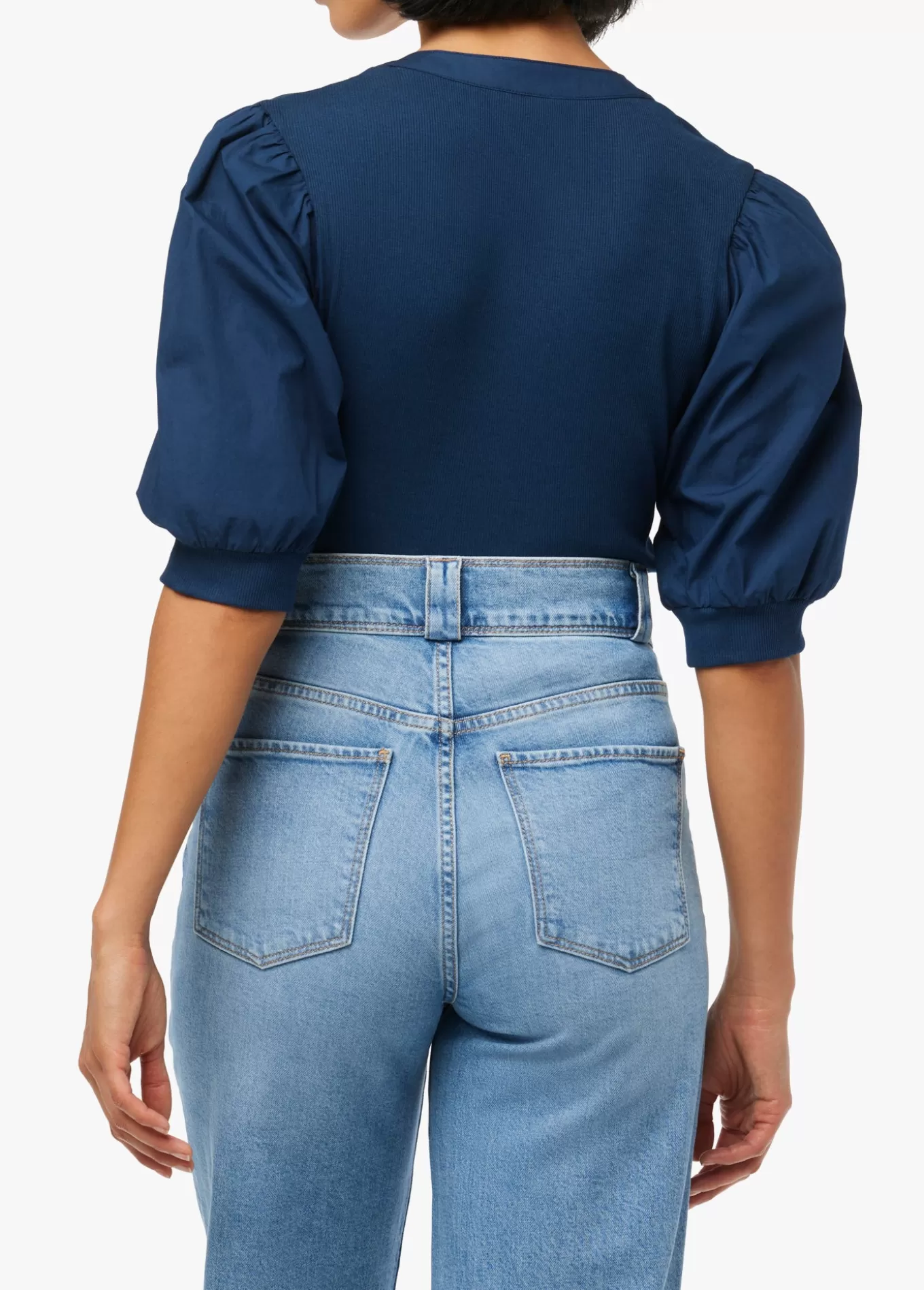 the_lena_top_3352.webp THE LENA TOP>Joe’s Jeans Sale