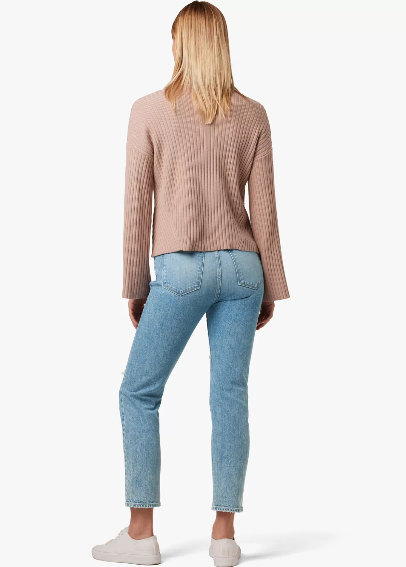 the_luna_5233.webp THE LUNA>Joe’s Jeans New