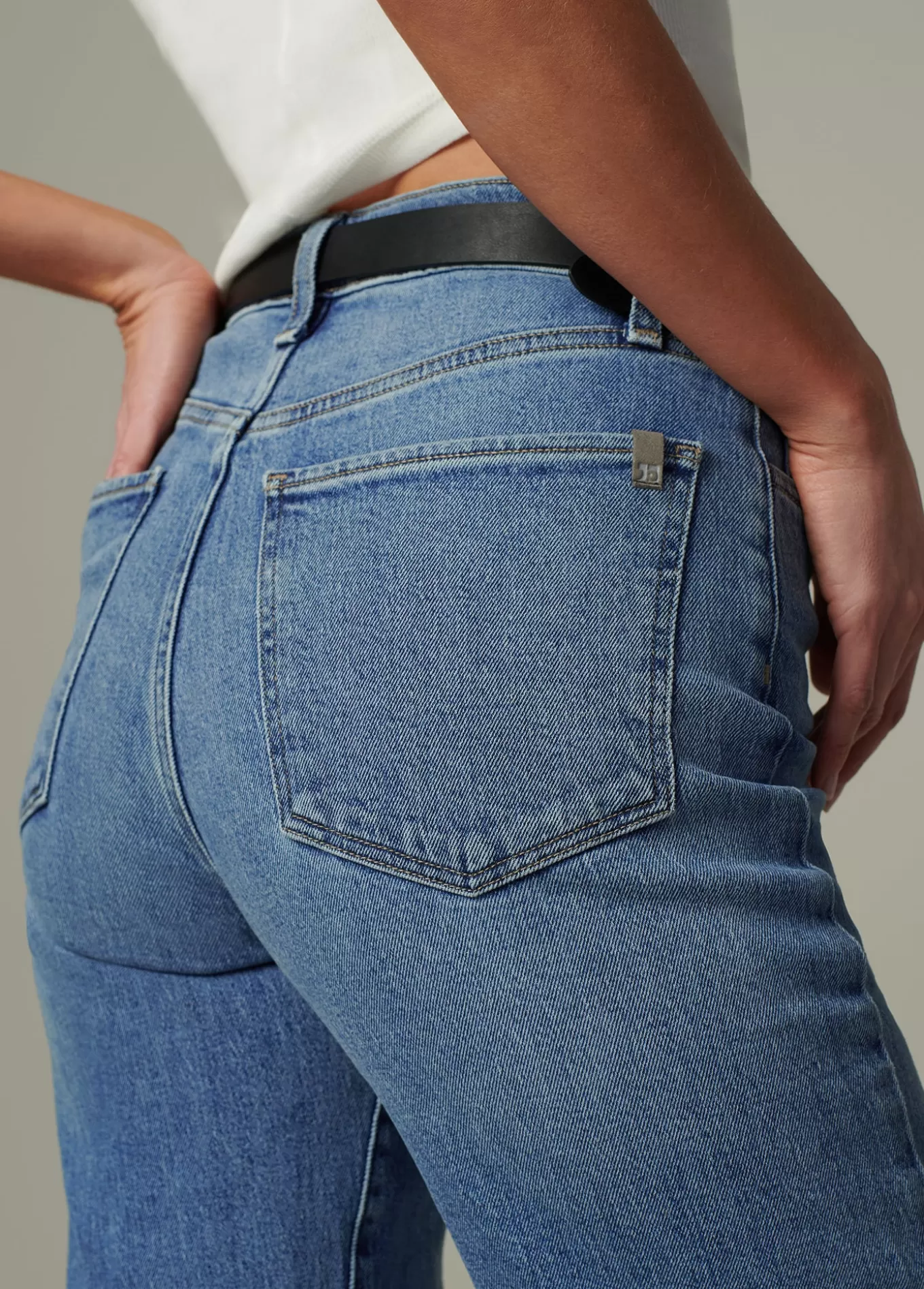 the_margot_4701.webp THE MARGOT>Joe’s Jeans Discount