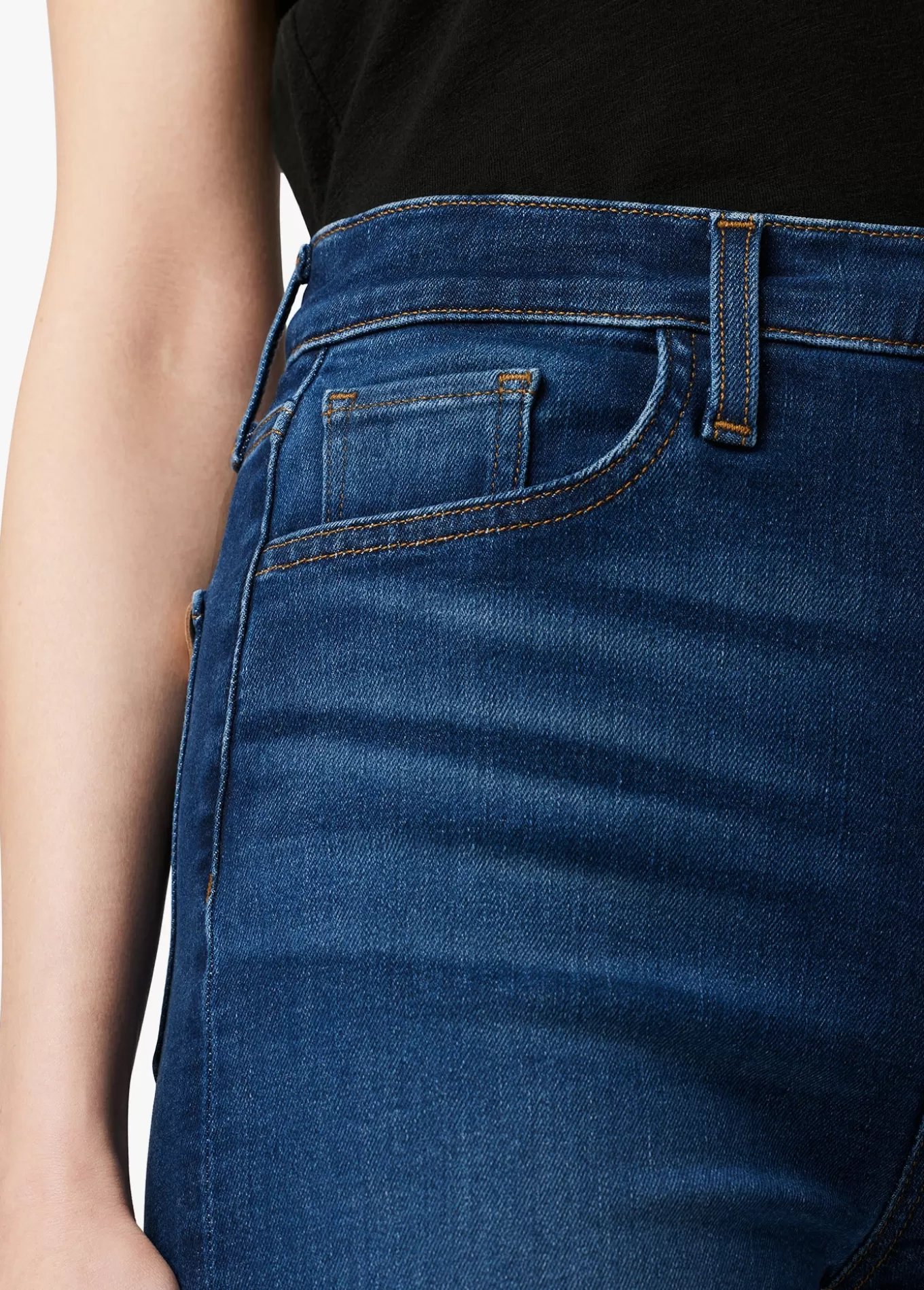 the_mia_3677.webp THE MIA>Joe’s Jeans Cheap