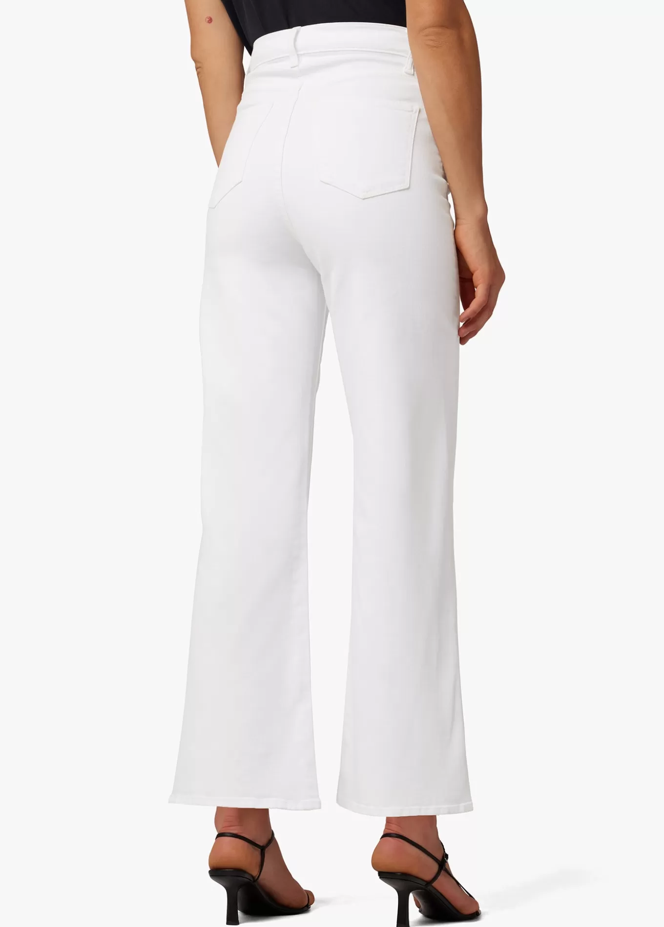 the_mia_4470.webp THE MIA>Joe’s Jeans New