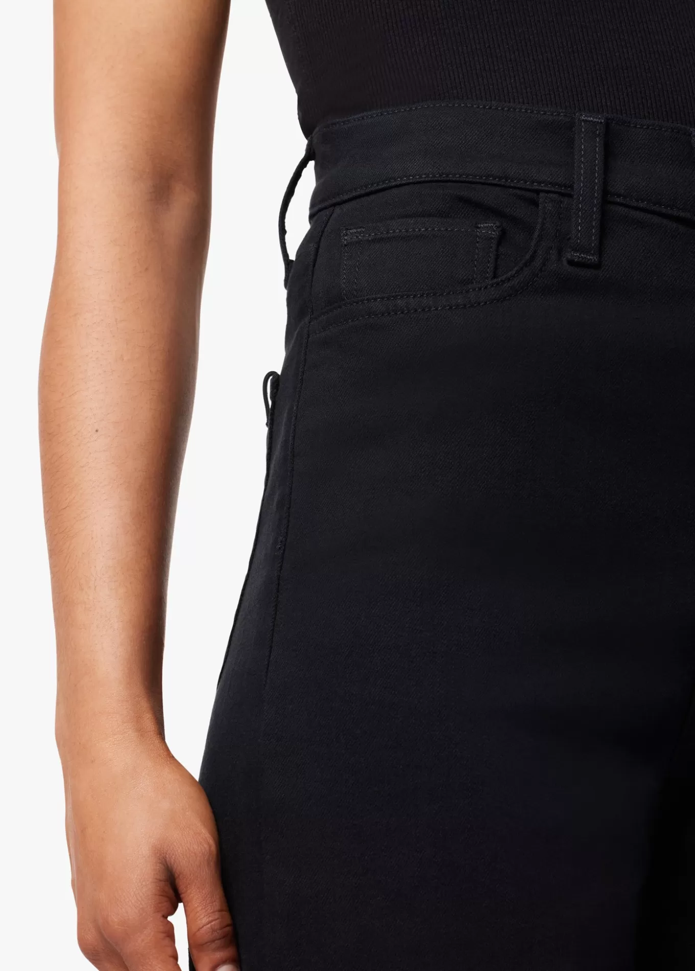 the_mia_4509.webp THE MIA>Joe’s Jeans New