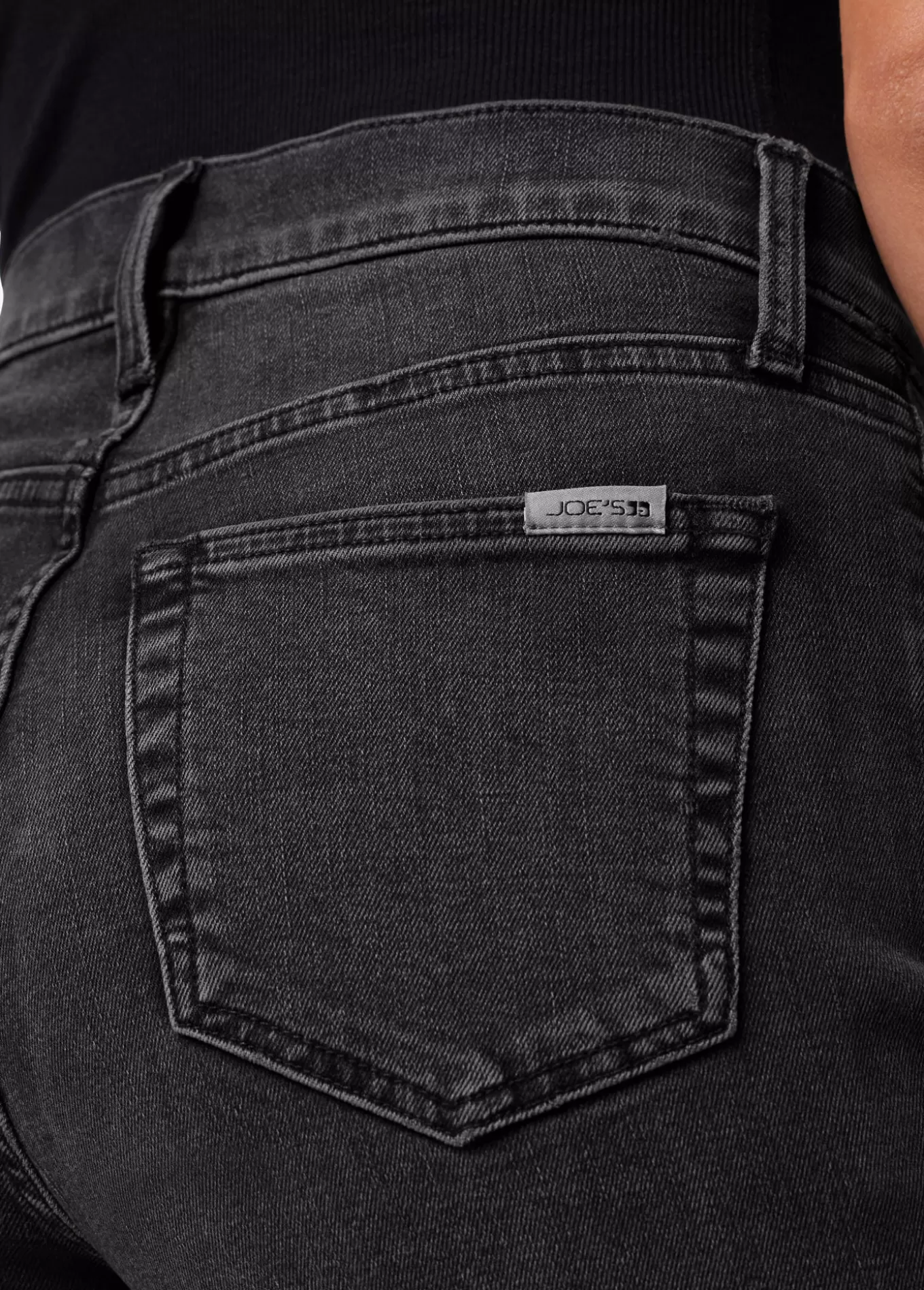 the_molly_6062.webp THE MOLLY>Joe’s Jeans Clearance