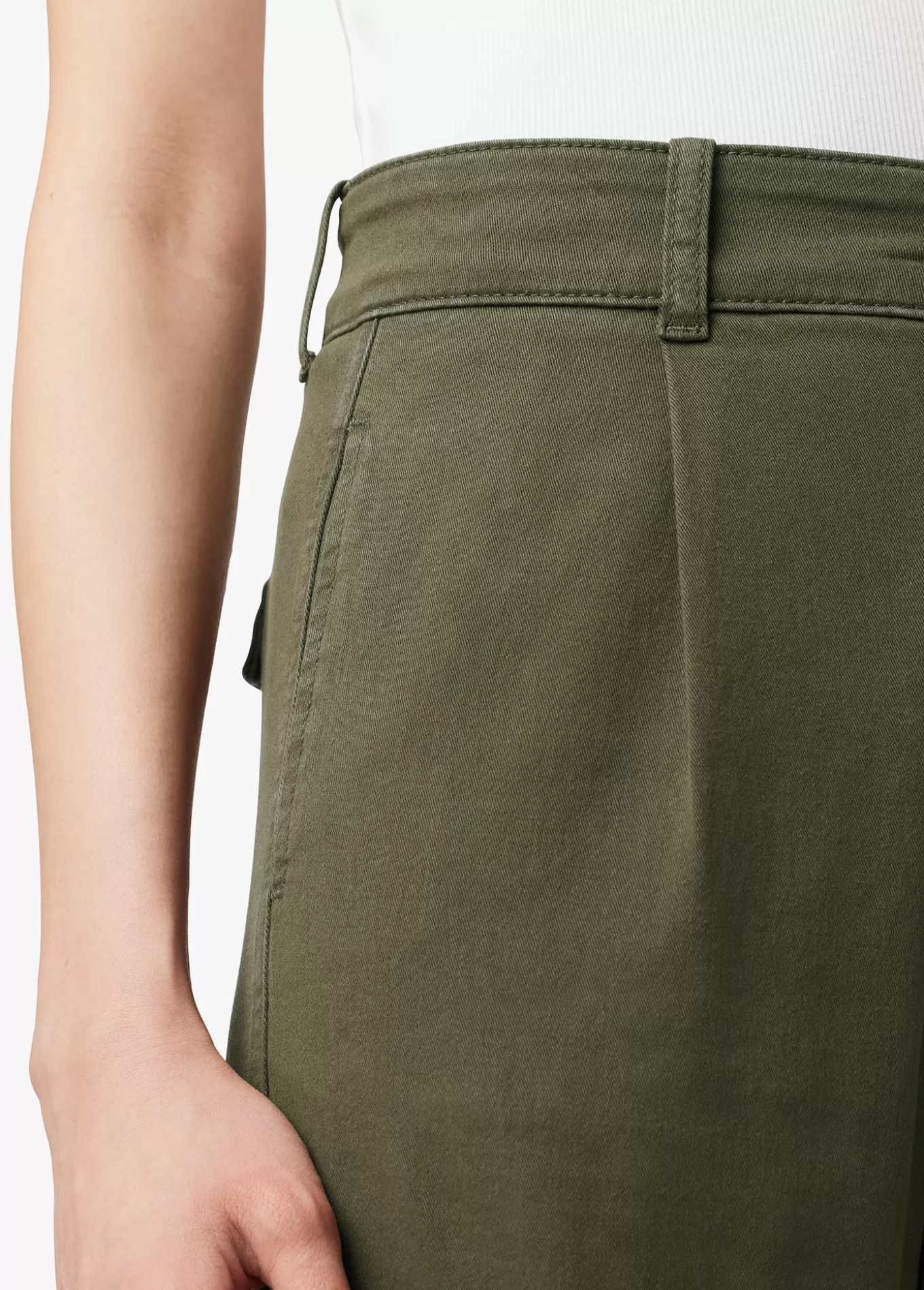 the_precious_cargo_6619.webp THE PRECIOUS CARGO>Joe’s Jeans Store