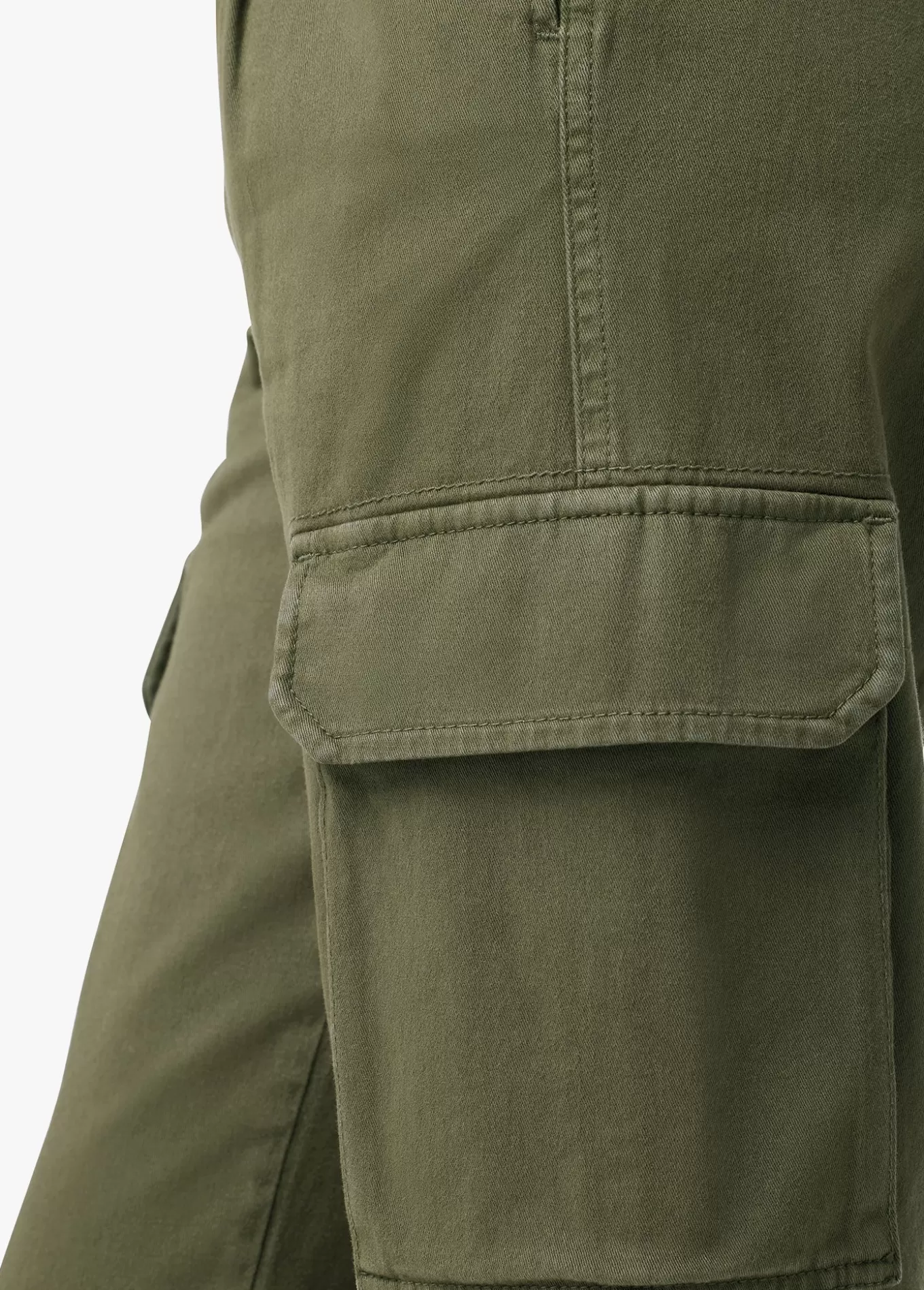the_precious_cargo_6621.webp THE PRECIOUS CARGO>Joe’s Jeans Store