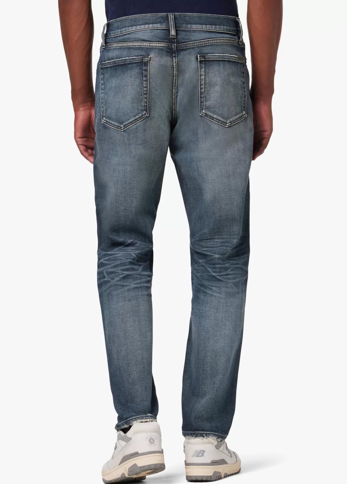 the_roux_1573.webp THE ROUX>Joe’s Jeans Hot