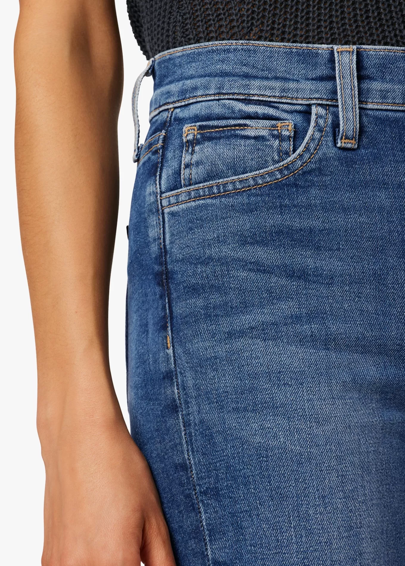 the_twiggy_5543.webp THE TWIGGY>Joe’s Jeans Discount
